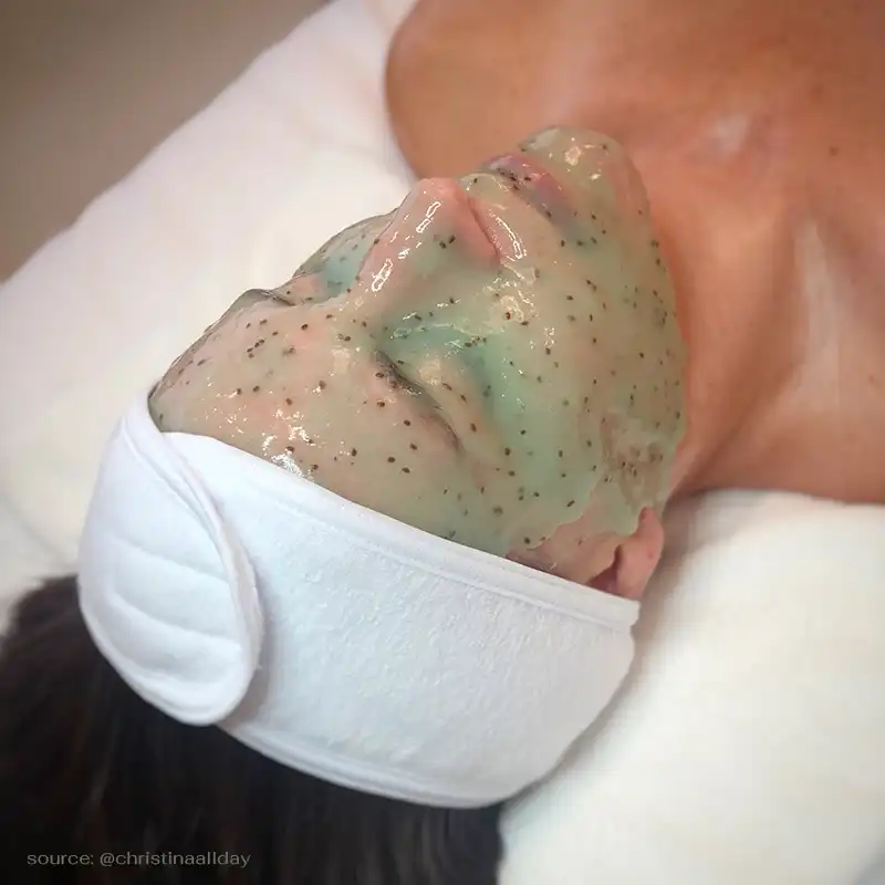 The Best Hydrating Facial To Quench Summer Dryness